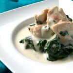 Creamy Spinach Artichoke Chicken: A Flavorful Dinner Twist