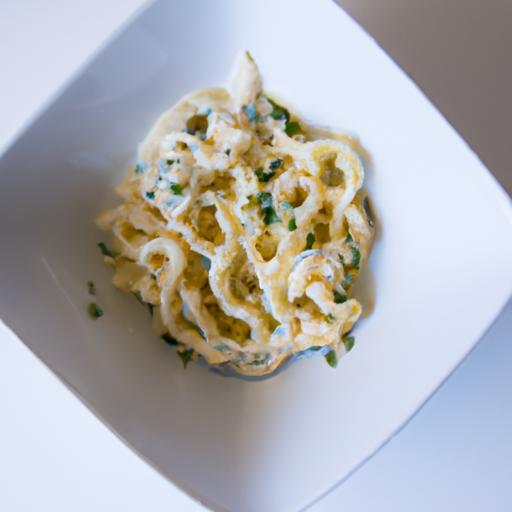 Creamy Keto Alfredo Sauce: Low-Carb Indulgence Guide