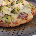 Delicious Low-Carb Cauliflower Pizza Crust with Tasty Toppings