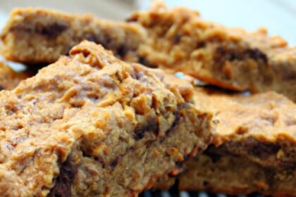 Chewy Chocolate Chip Peanut Butter Oatmeal Bars Recipe