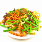 Veggie Straws Unveiled: Crunchy, Colorful, and Nutritious!