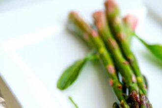 Asparagus Unveiled: Nature’s Elegant Springtime Powerhouse