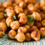 Crunchy Spice-Roasted Chickpeas: A Healthy Snack Fix