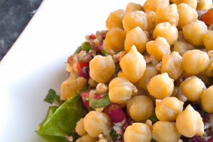 Power-Packed Chickpea Quinoa Salad: Nutritious & Easy!